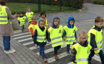 kindergarten safety vests bulk